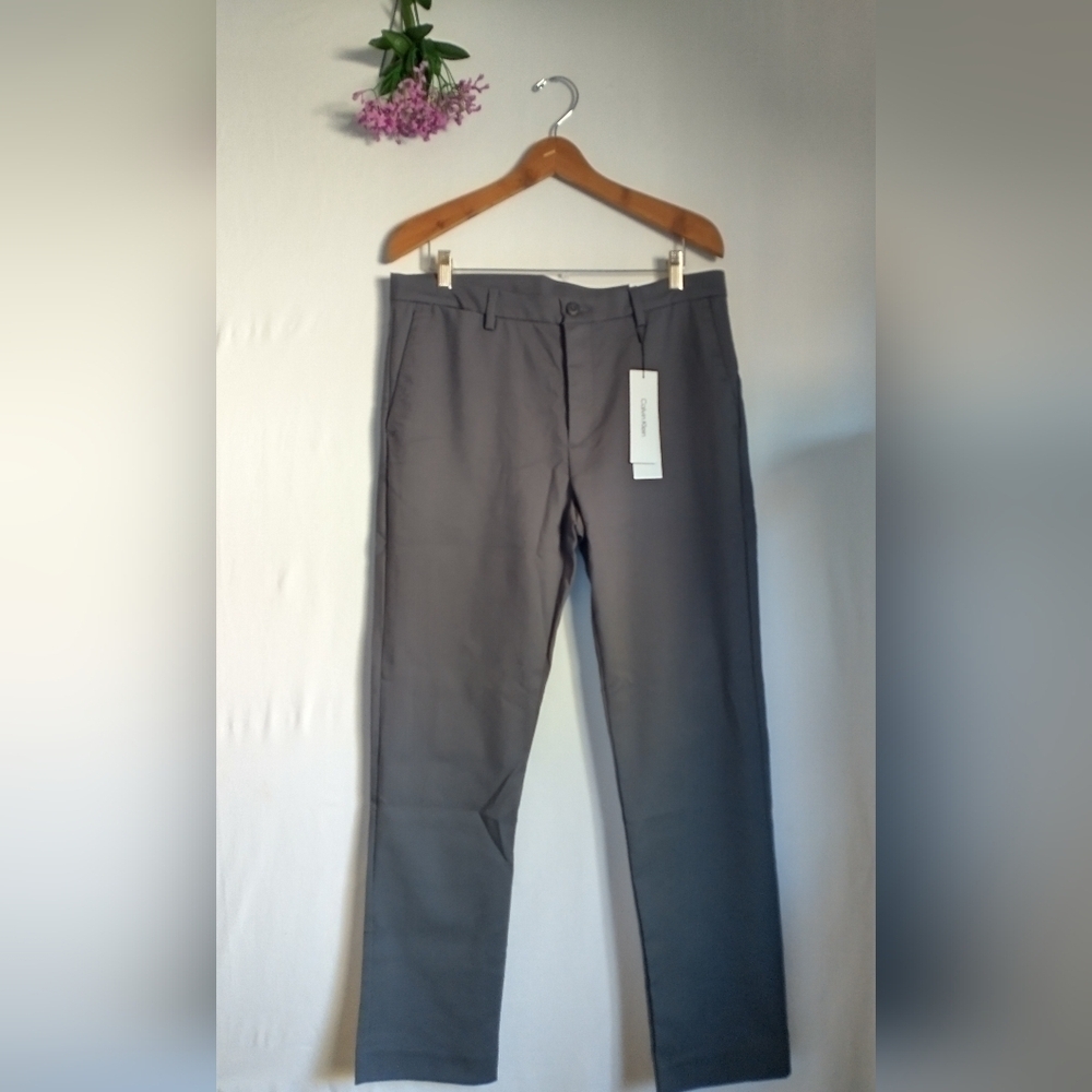 Calvin Klein Men's Modern Stretch Trouser Waist Size 34 Grey Pant